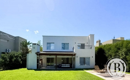 Alquiler Amoblado de Casa en Santa Catalina en Santa Catalina