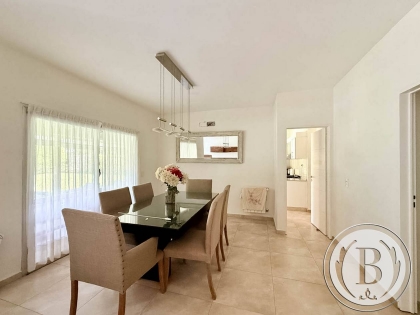 Alquiler Amoblado de Casa en Santa Catalina en Santa Catalina, Tigre — Foto 4