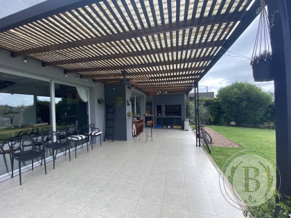 Alquiler Anual de Casa en San Benito en San Benito, Tigre — Foto 2