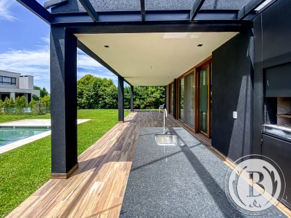 Venta de Casa en Castaños en Castaños, Tigre — Foto 2