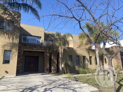 Venta de Casa en Castores en Castores, Tigre — Foto 3