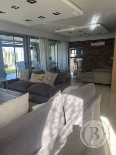 Venta de Casa en Castores en Castores, Tigre — Foto 5