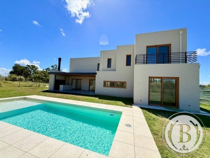 Venta de Casa en Laguna Grande - Laguna Grande