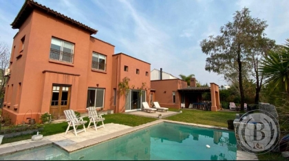 Venta de Casa en Las Glorietas en Las Glorietas, Tigre — Foto 1