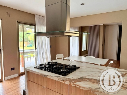 Venta de Casa en Los Sauces en Los Sauces, Tigre — Foto 3