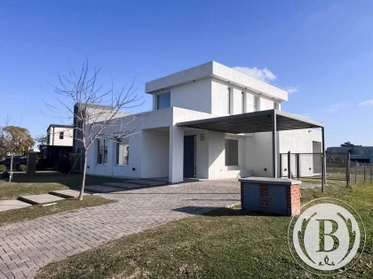 Venta de Casa en Pilar del Este en Pilar del Este