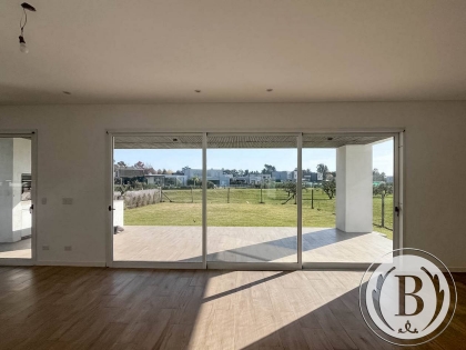 Venta de Casa en Pilar del Este en Pilar del Este, Pilar — Foto 4