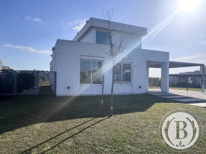 Venta de Casa en Pilar del Este en Pilar del Este, Pilar — Foto 5