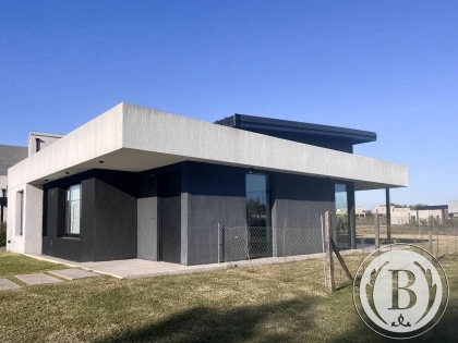 Venta de Casa en Pilar del Este en Pilar del Este, Pilar — Foto 2
