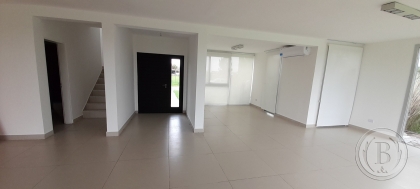 Venta de Casa en Puertos del Lago en Puertos del Lago, Escobar — Foto 2