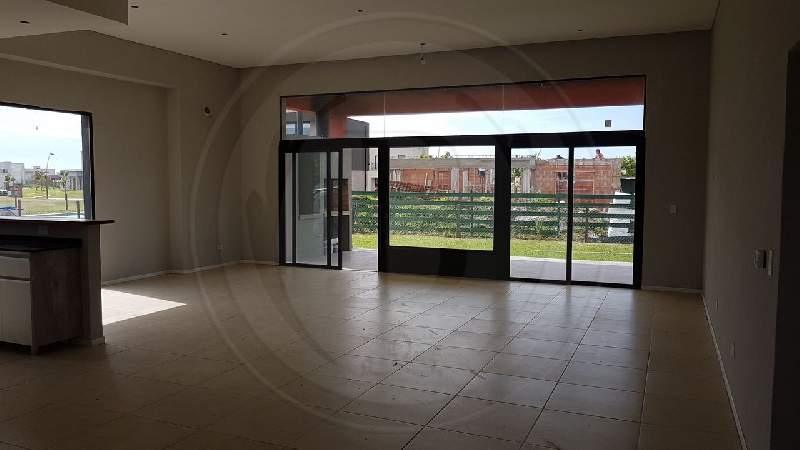 Venta de Casa en Puertos del Lago en Puertos del Lago, Escobar — Foto 4