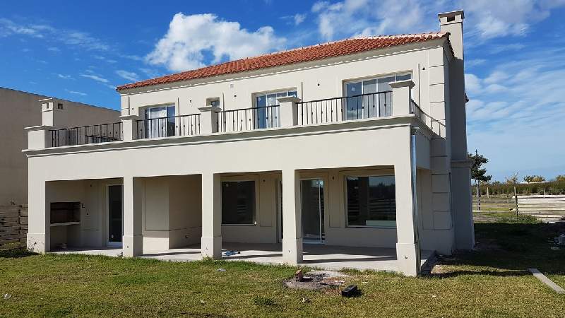 Venta de Casa en Puertos del Lago en Puertos del Lago, Escobar — Foto 1