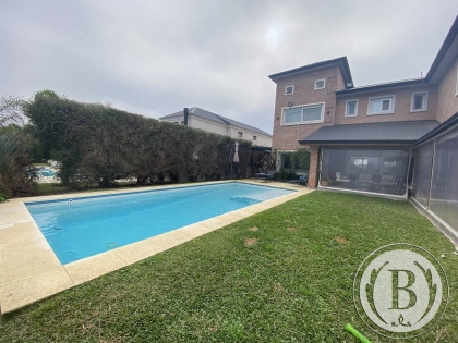 Venta de Casa en San Benito en San Benito, Tigre — Foto 2