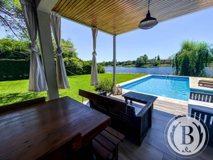 Venta de Casa en Santa Catalina en Santa Catalina, Tigre — Foto 1