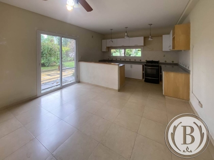 Venta de Casa en Santa Catalina en Santa Catalina, Tigre — Foto 5