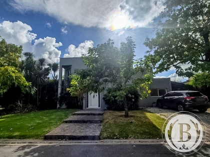 Venta de Casa en Villa Olivos en Villa Olivos