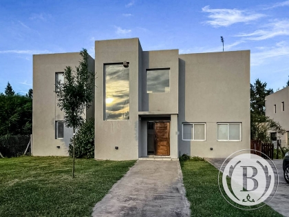 Venta C/renta de Casa en San Matias - San Matias