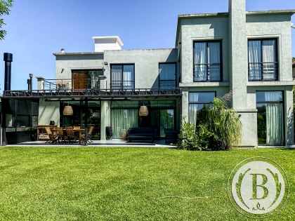 Venta C/renta de Casa en Santa Catalina en Santa Catalina, Tigre — Foto 2